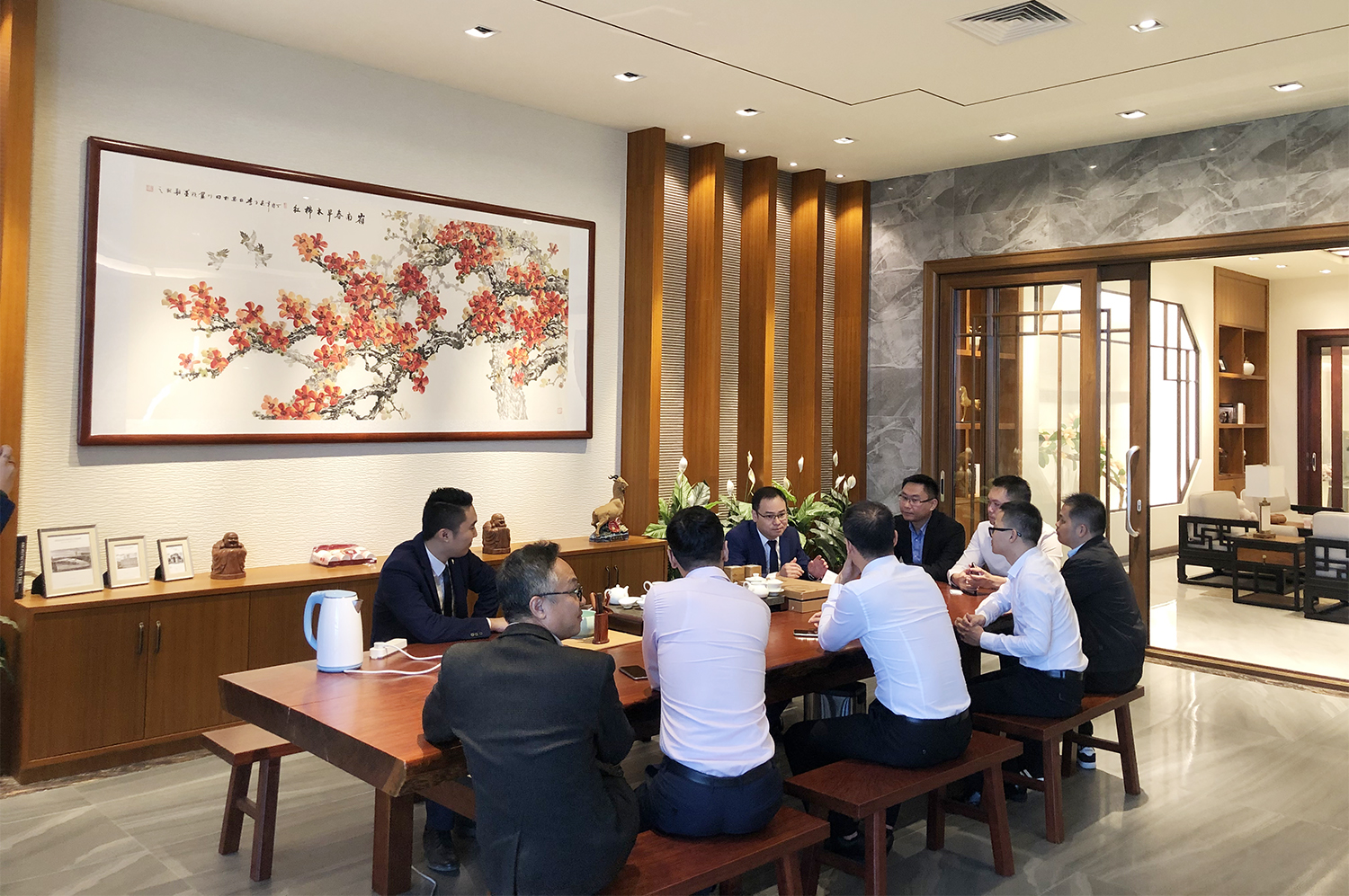 致尚高层领导与居然之家福建分公司考察团座谈探讨